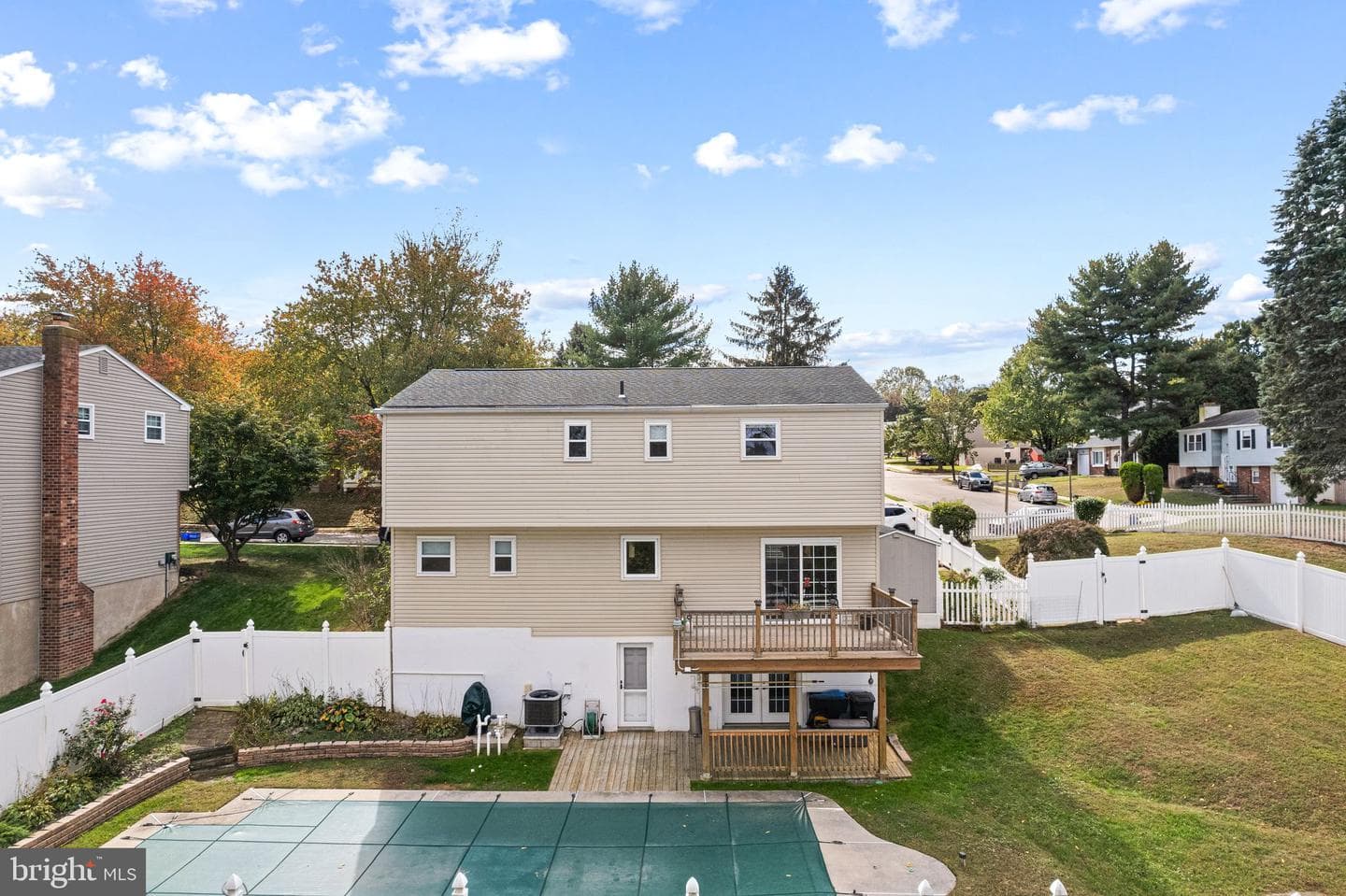 8669 Steeple Drive photo 32