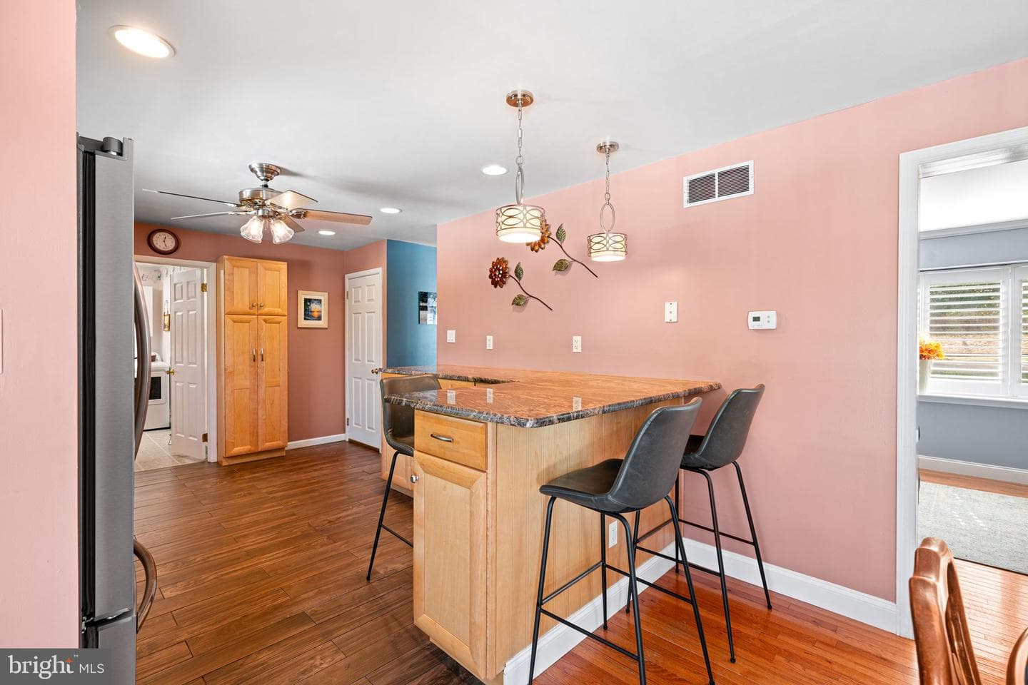 8669 Steeple Drive photo 8