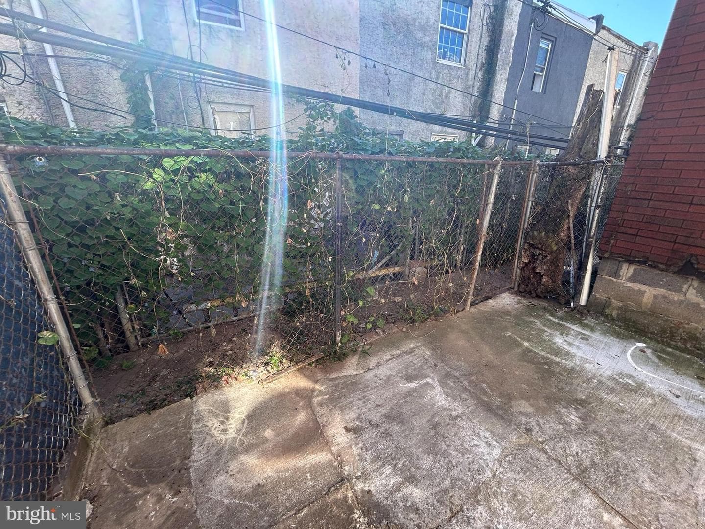 3325 N Hancock Street photo 17