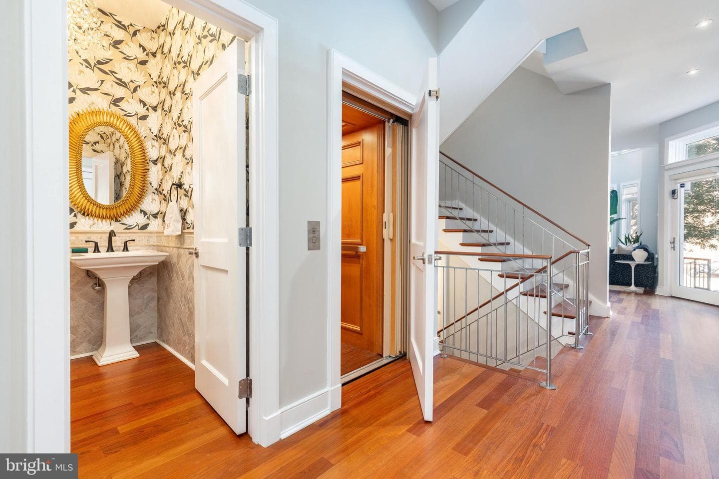 838 Lombard Street photo 13