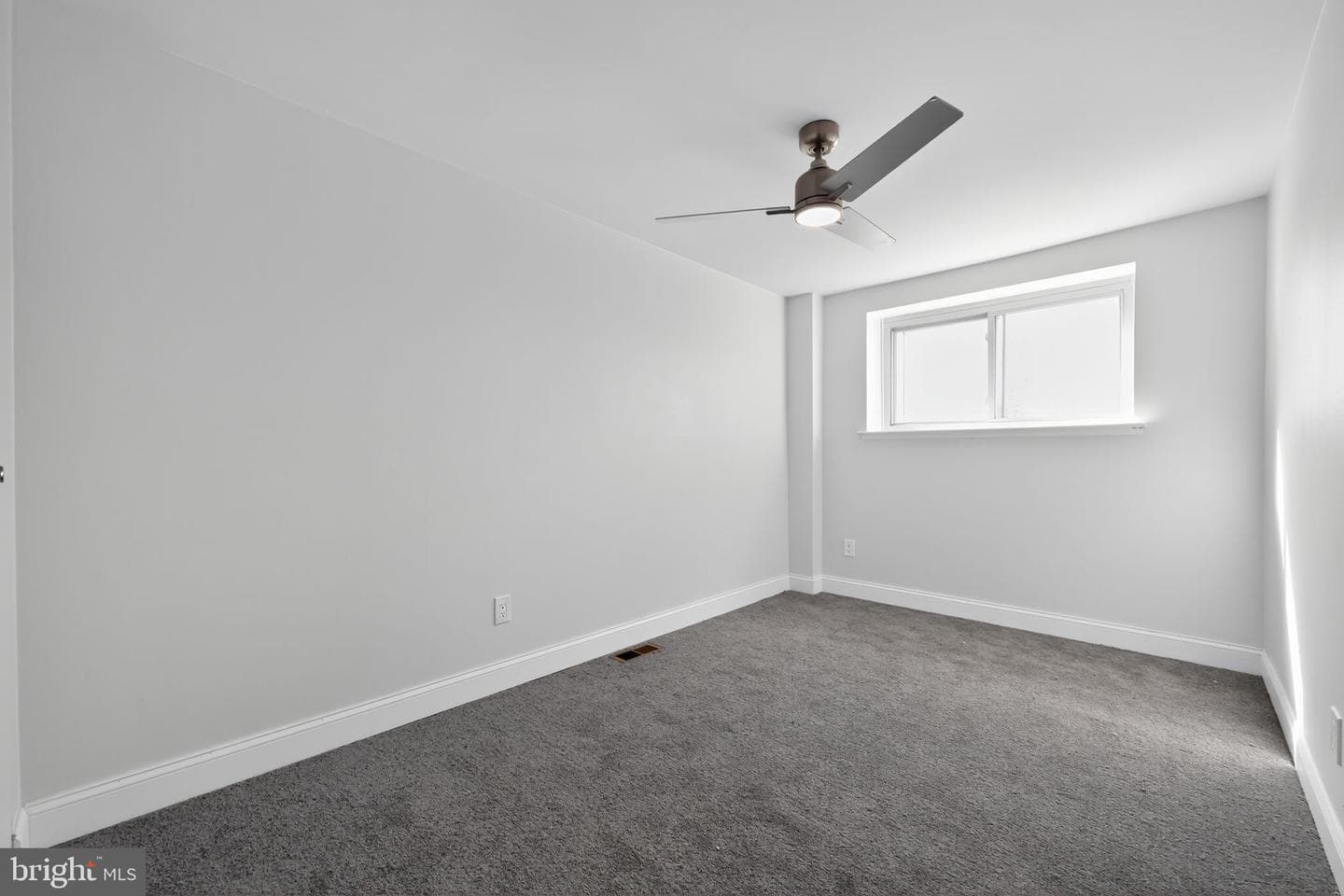 1029 W Oxford Street photo 12