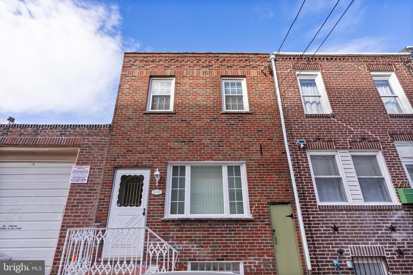 909 Watkins Street photo 1