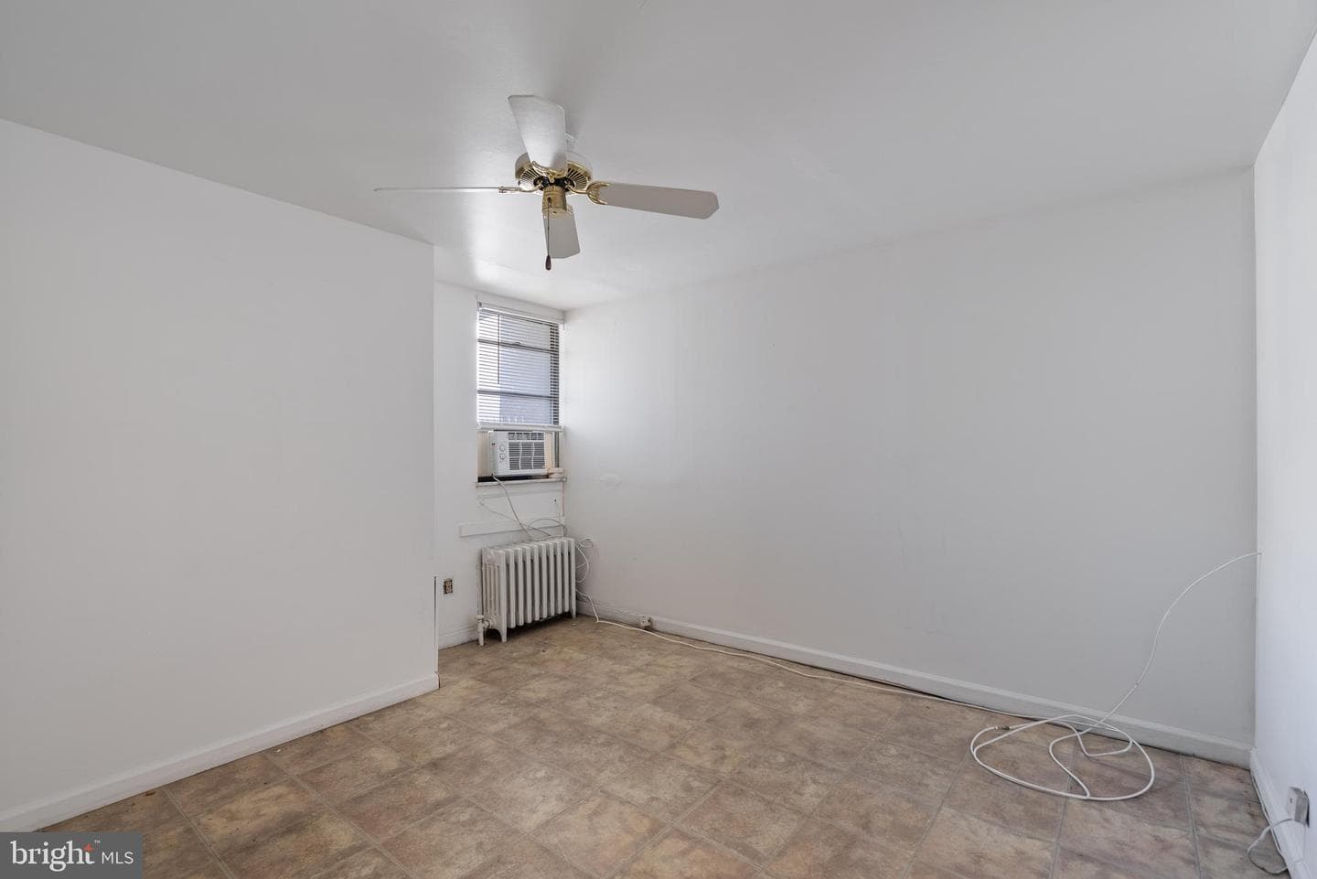 909 Watkins Street photo 19