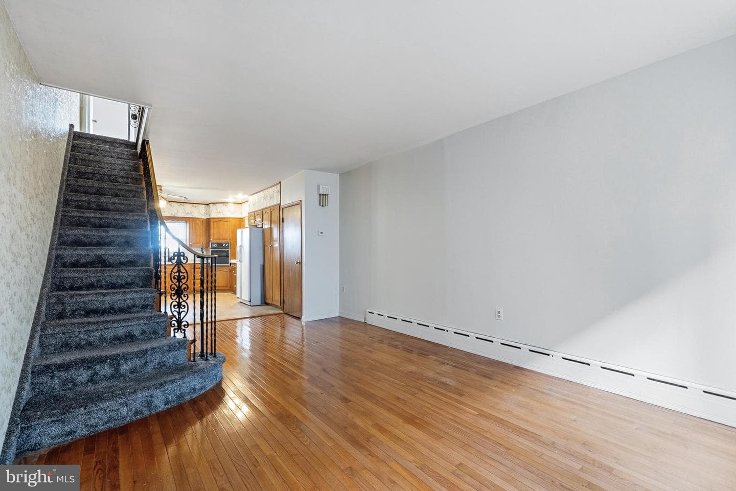 909 Watkins Street photo 3