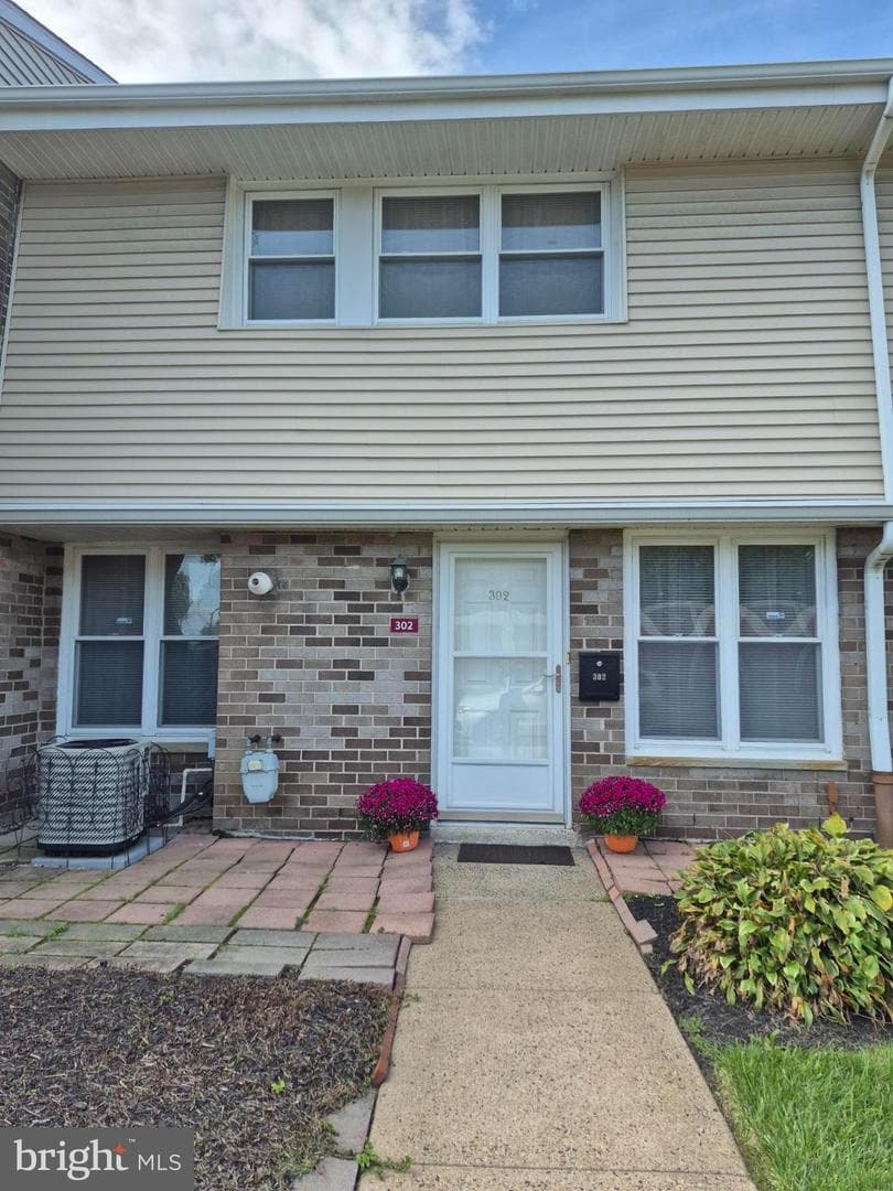 3850 Woodhaven #302 photo 10