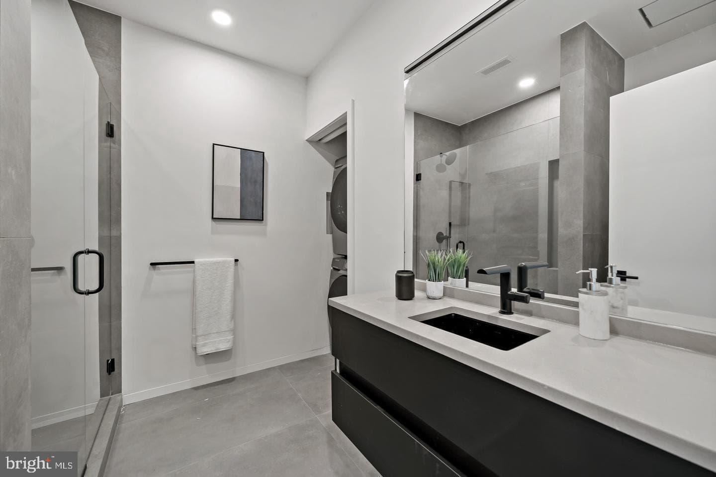 1713b Montrose Street #6 photo 10