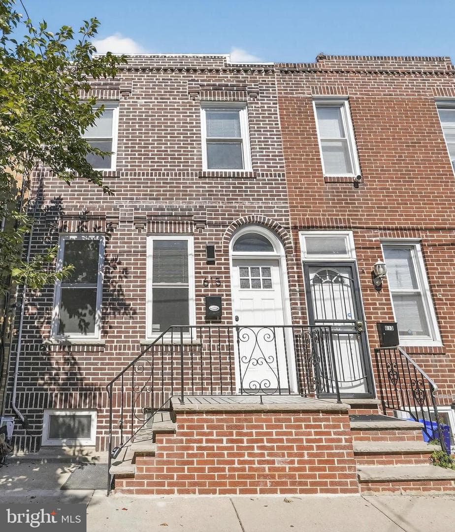 615 Sigel Street photo 28