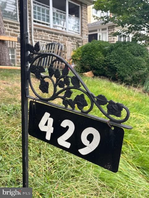429 E Montana Street photo 5