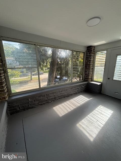 429 E Montana Street photo 6