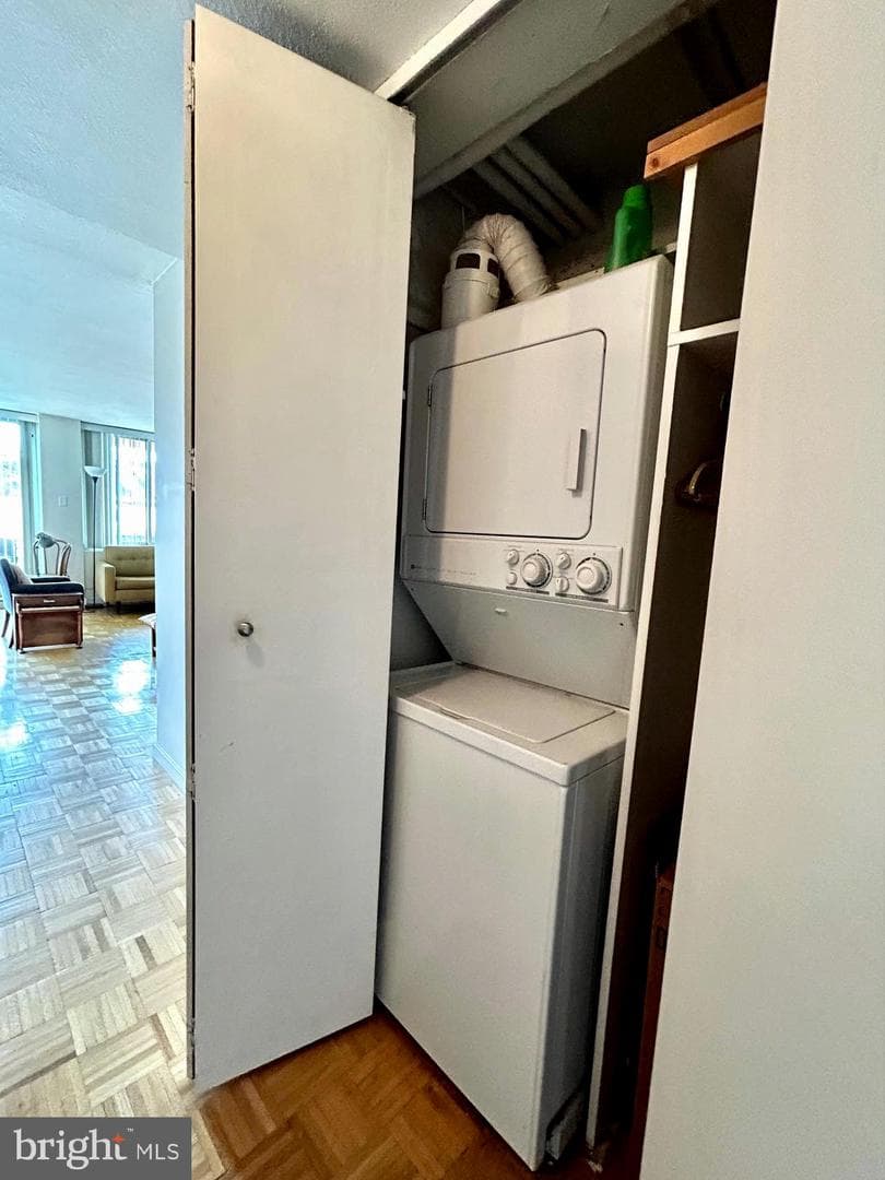 604 S Washington Square #217 photo 18