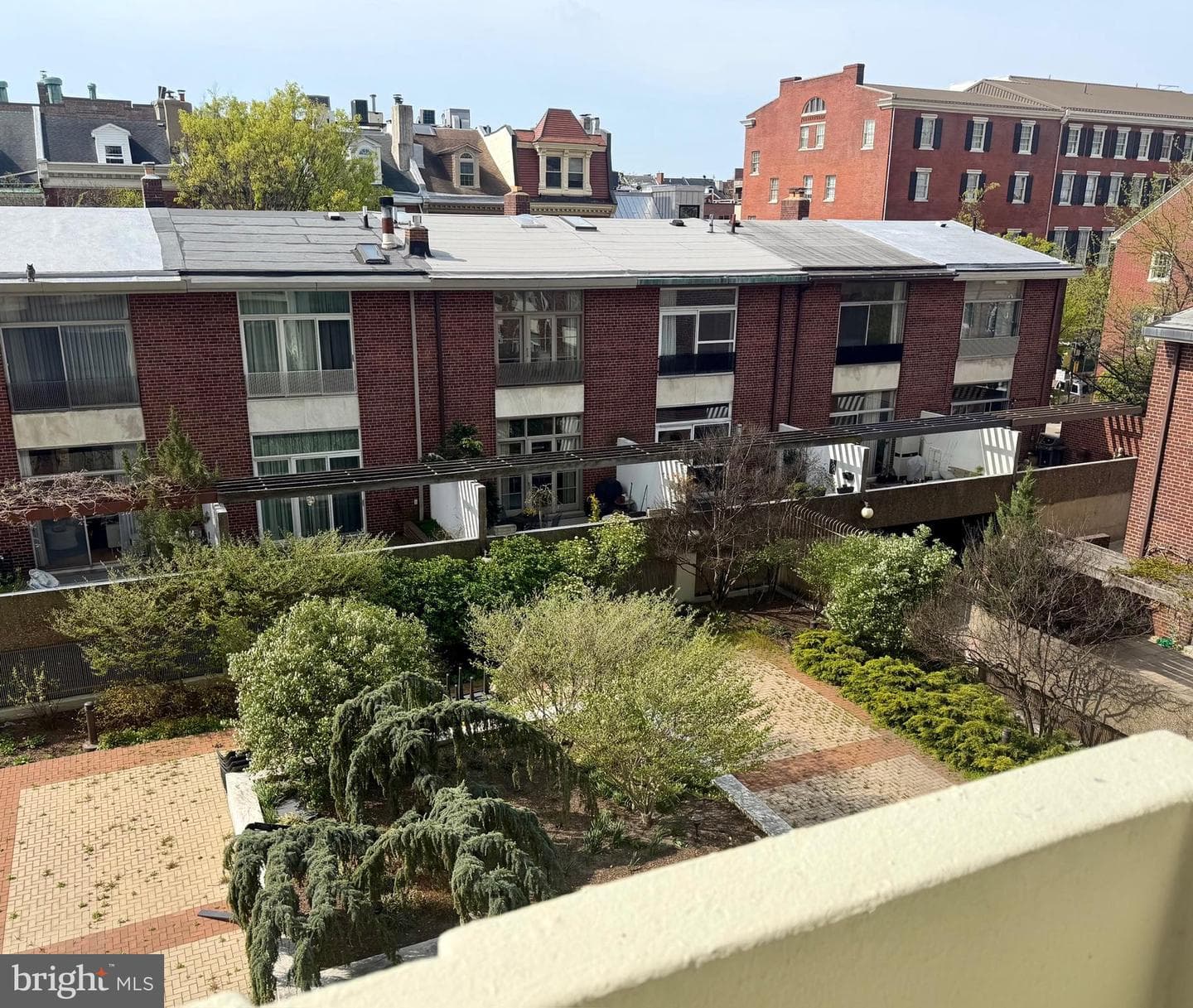 604 S Washington Square #217 photo 4