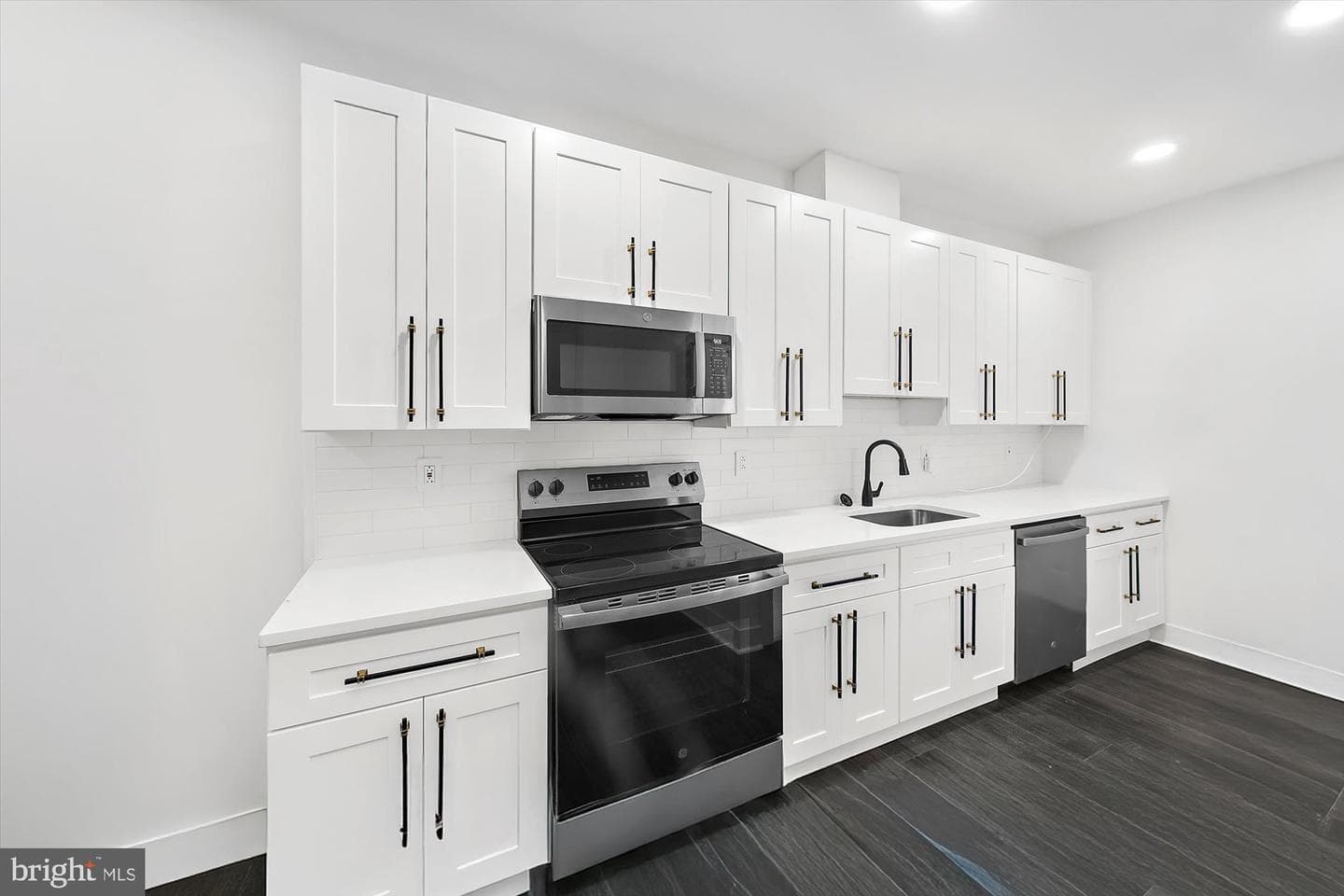 5958 Springfield Avenue photo 26