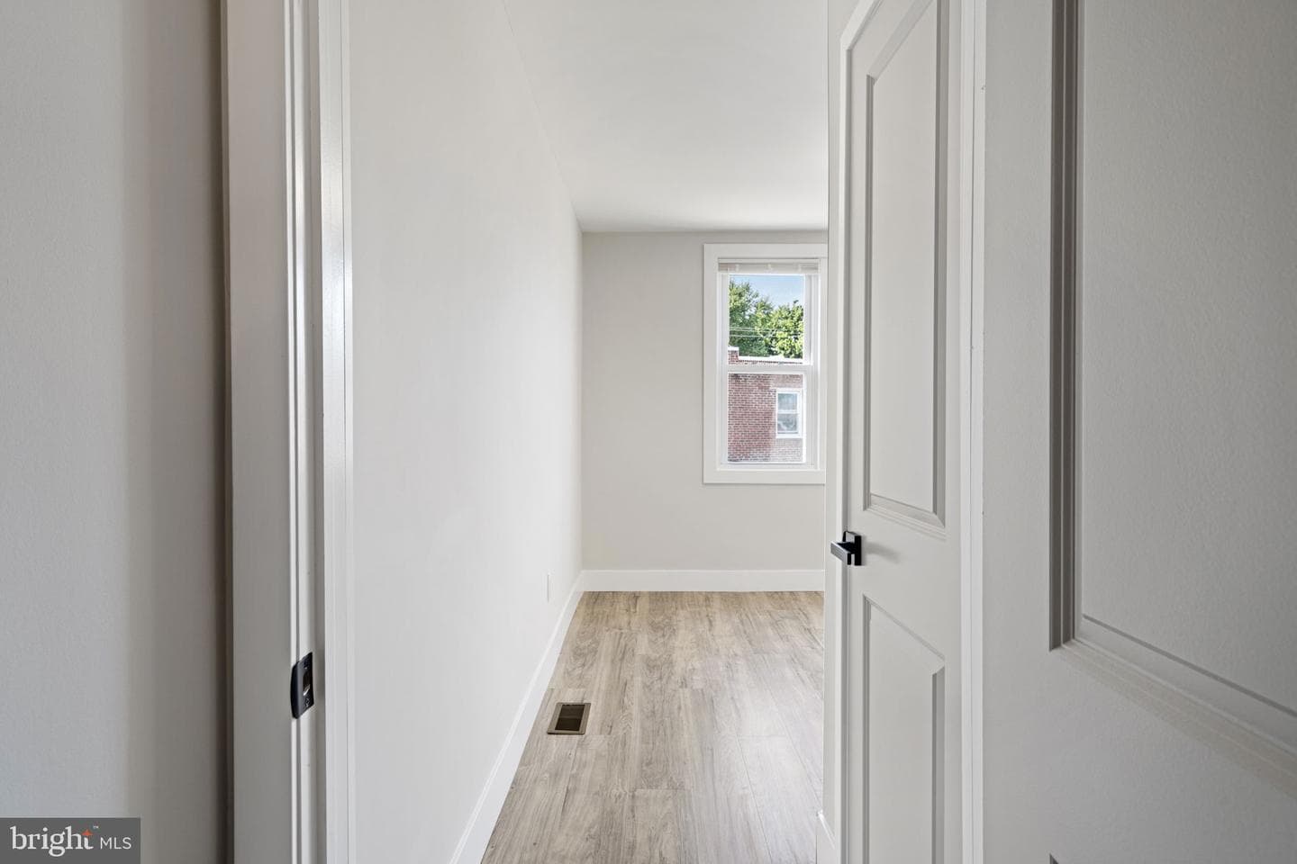 5923 Jannette Street photo 18