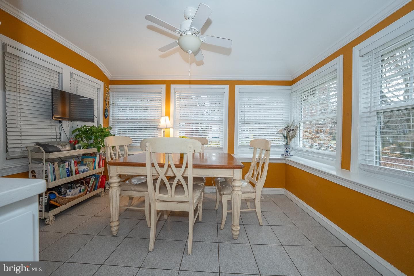 6323 Sherwood Road photo 35