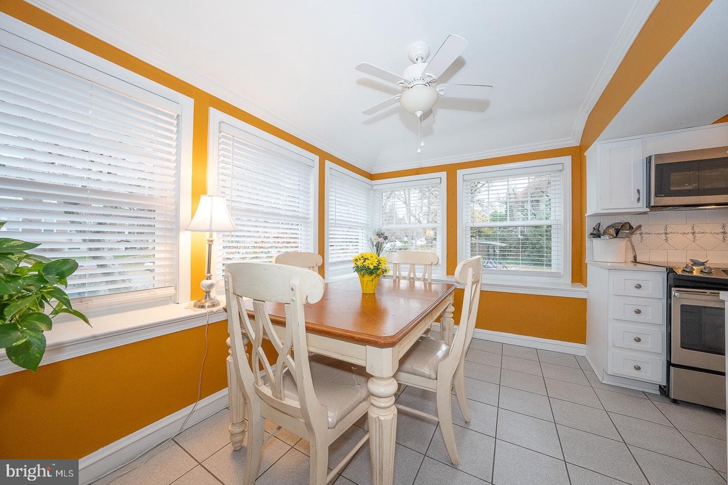 6323 Sherwood Road photo 36