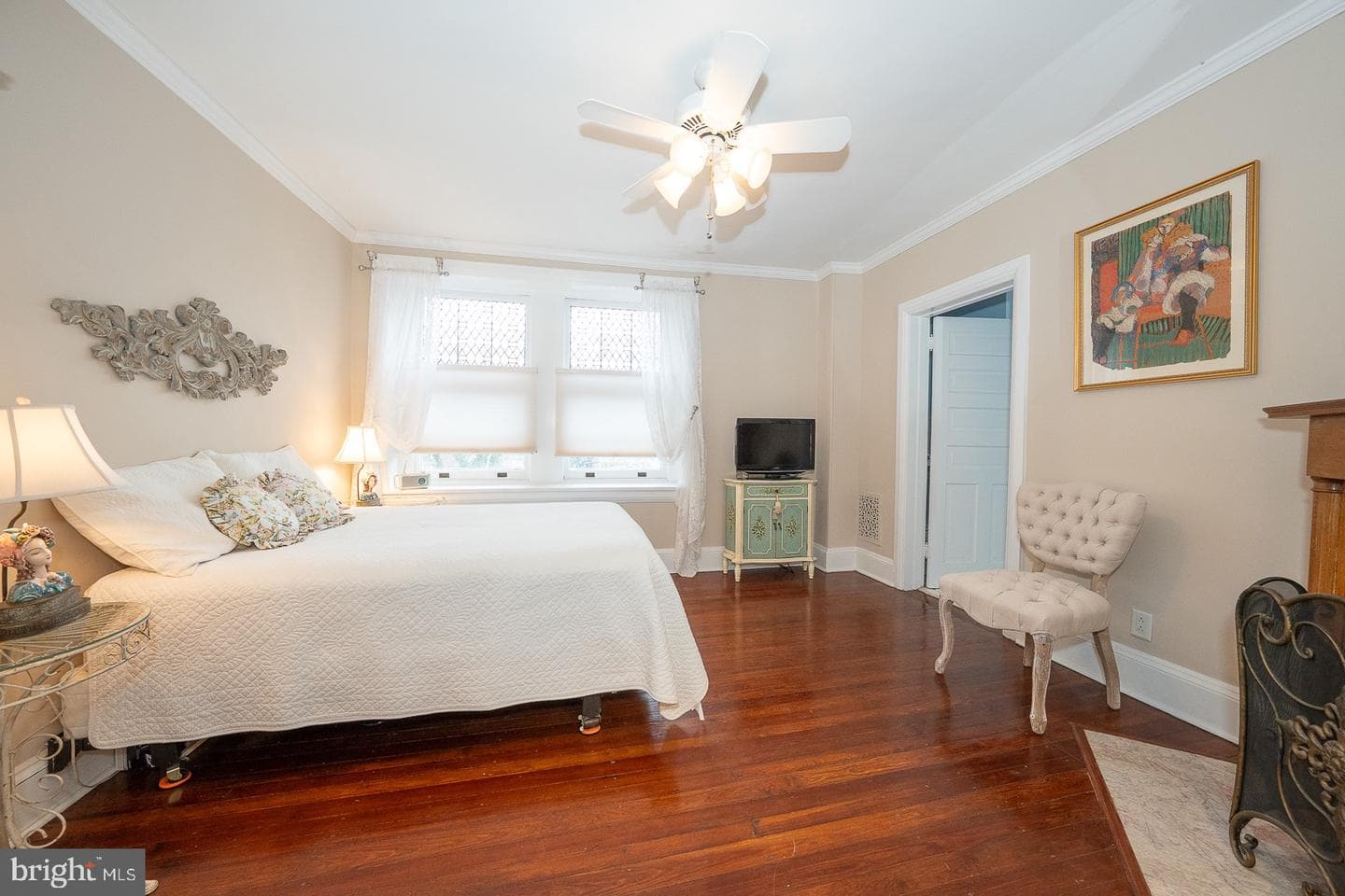 6323 Sherwood Road photo 48