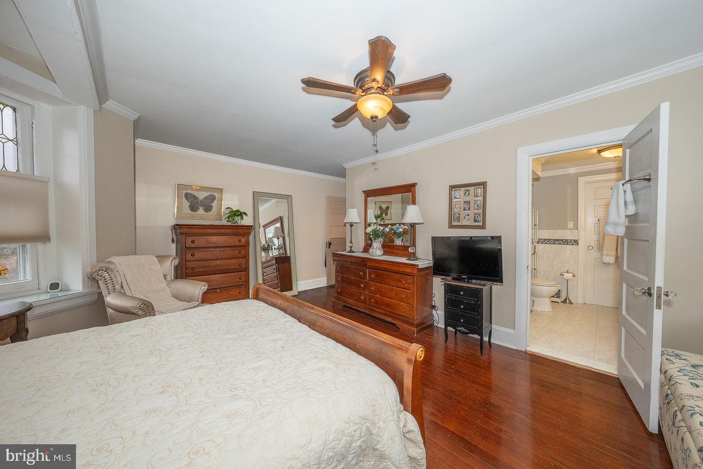 6323 Sherwood Road photo 58