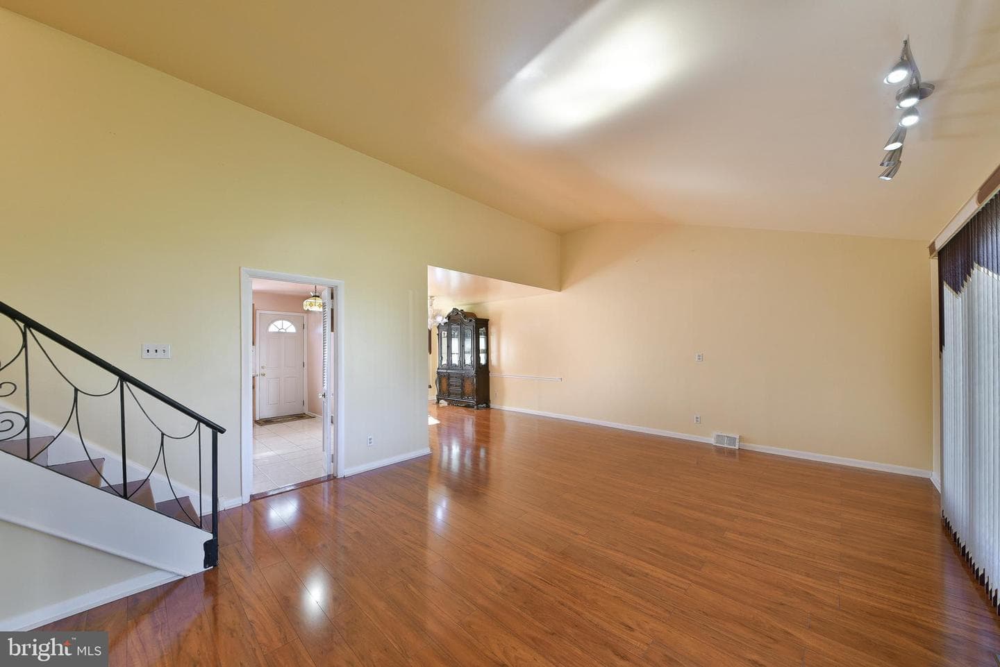 134 Alburger Avenue photo 11