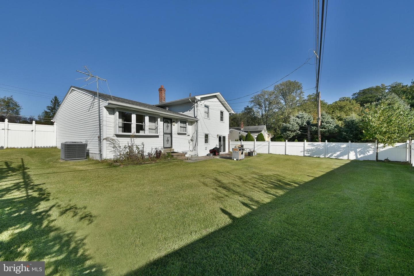 134 Alburger Avenue photo 41