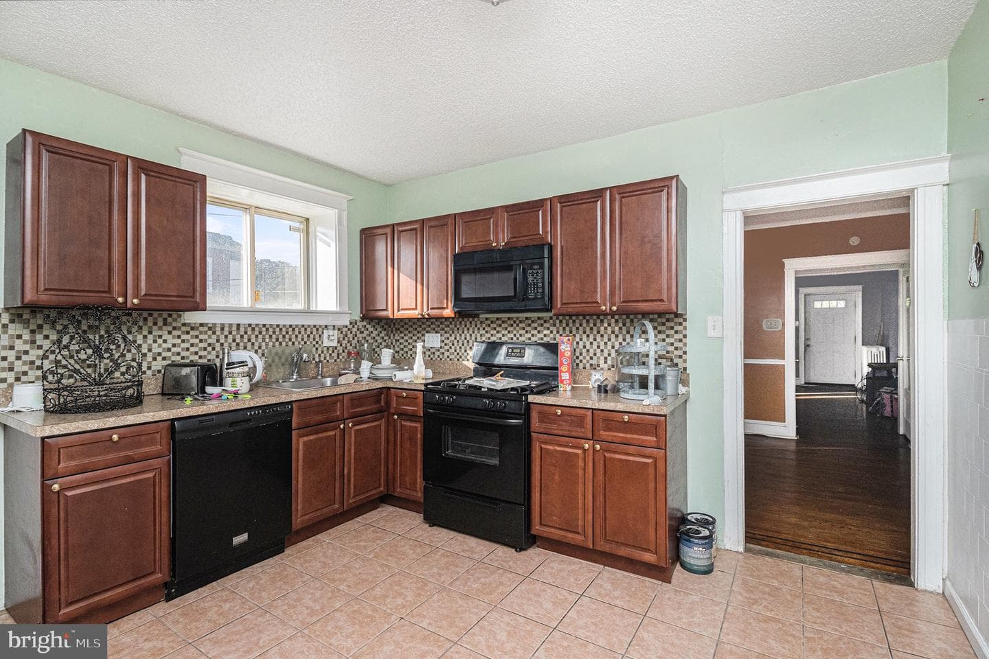 7001 Limekiln Pike photo 9