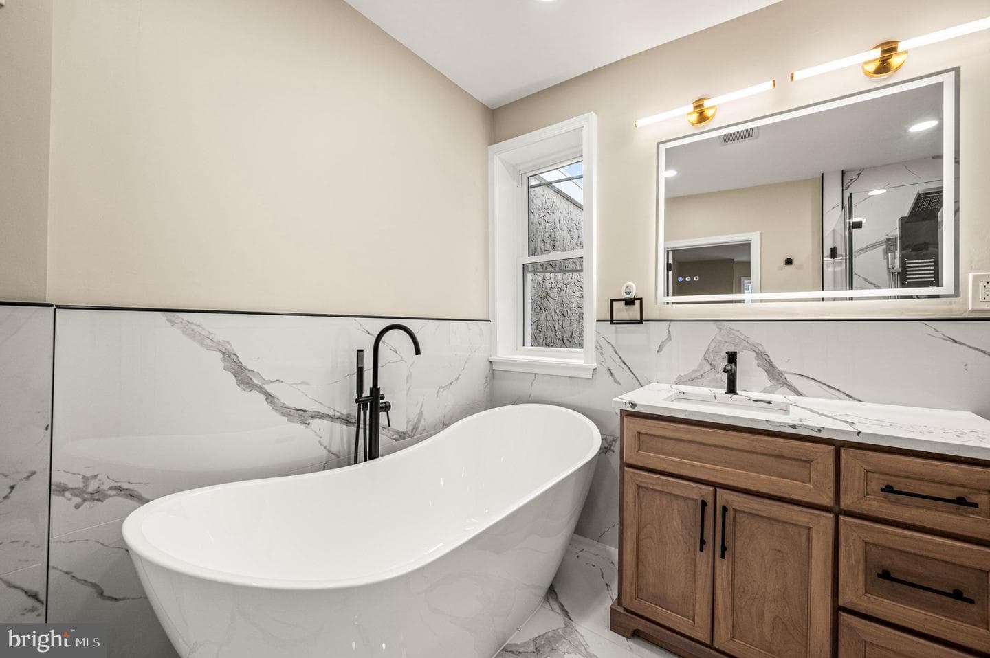 2302 S 22nd Street photo 30