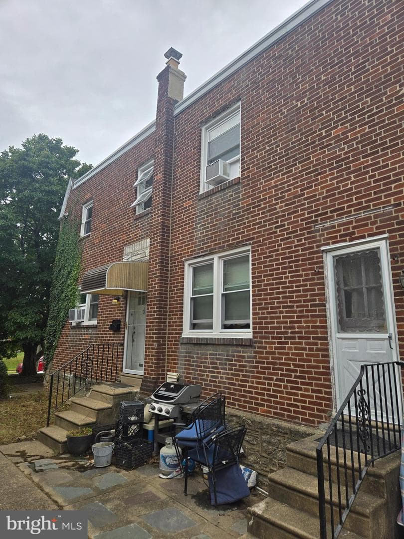 1135 Gilham Street photo 7