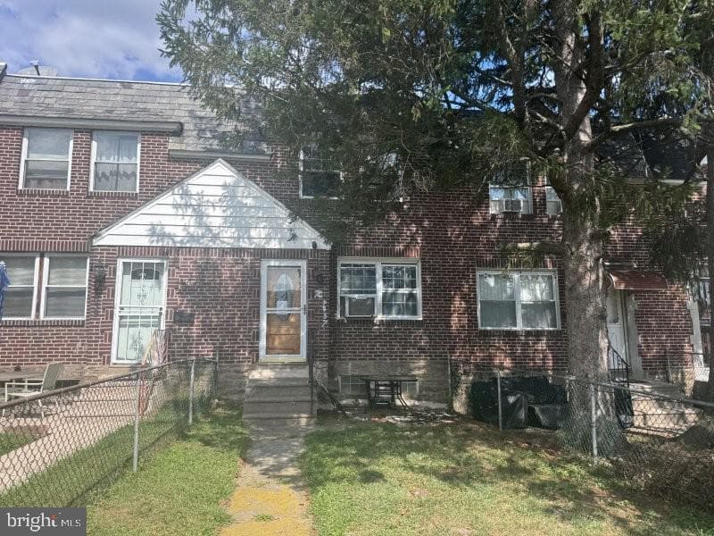 7837 Williams Avenue photo 1