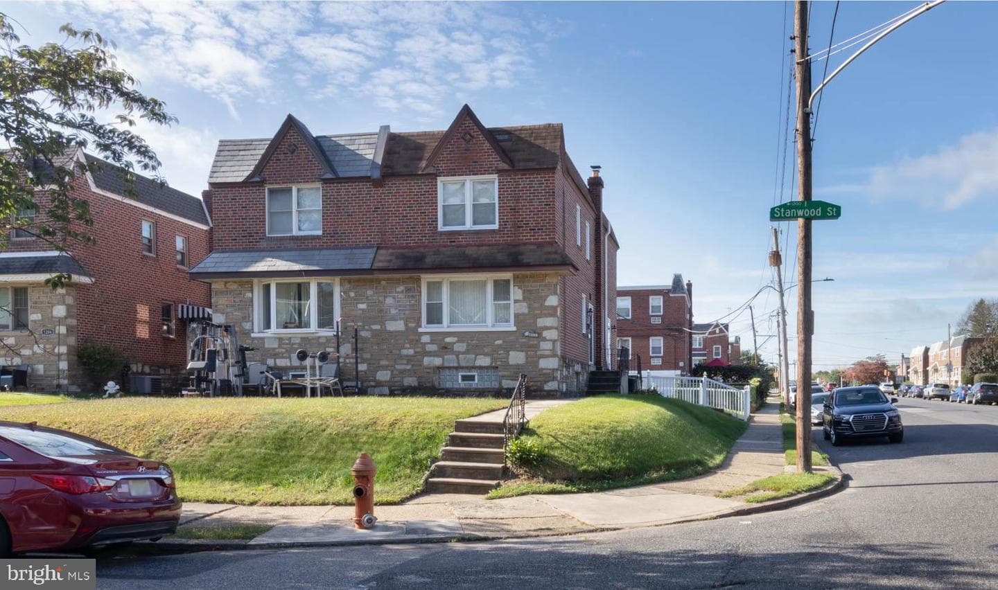 1200 Stanwood Street photo 1