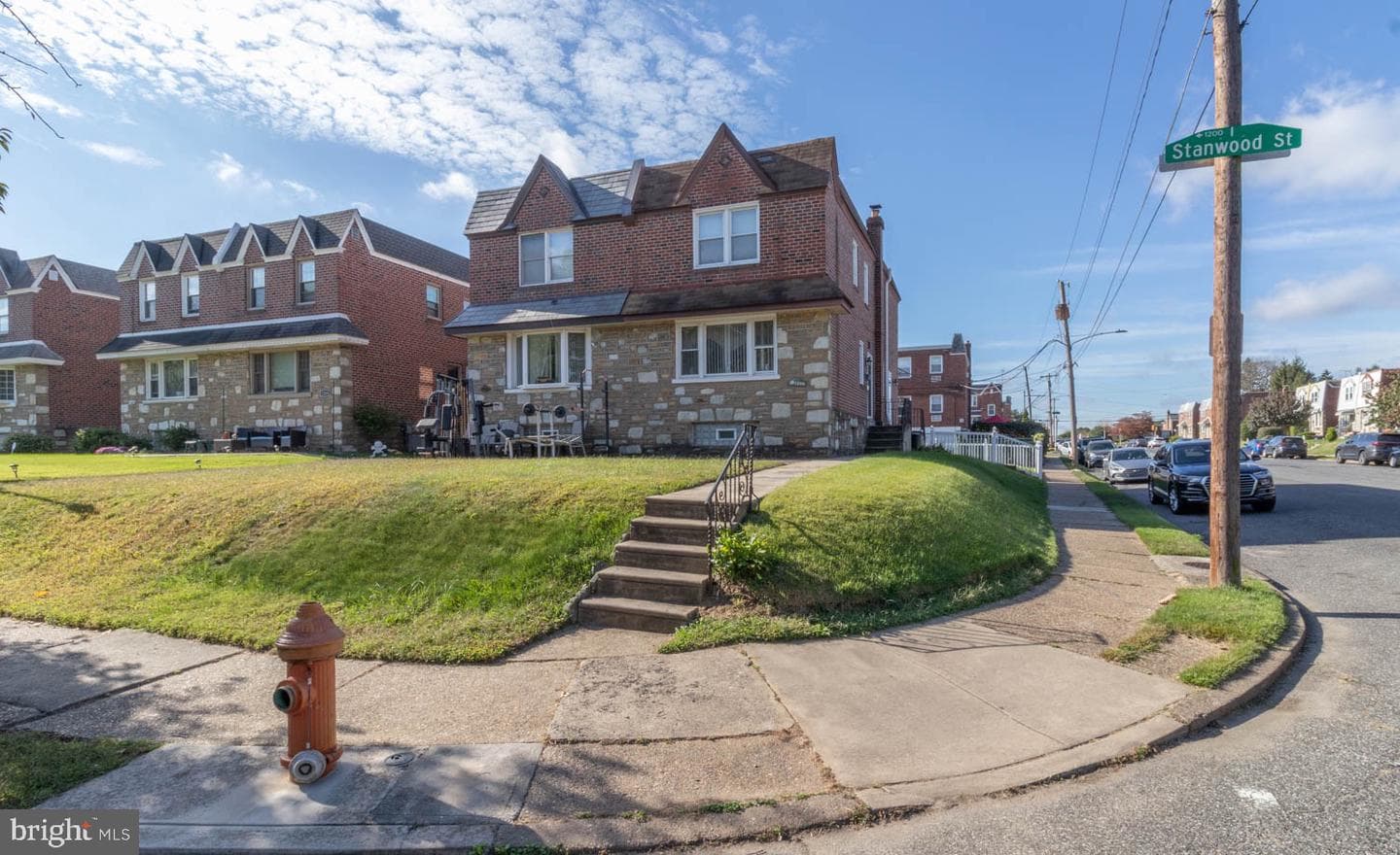 1200 Stanwood Street photo 2