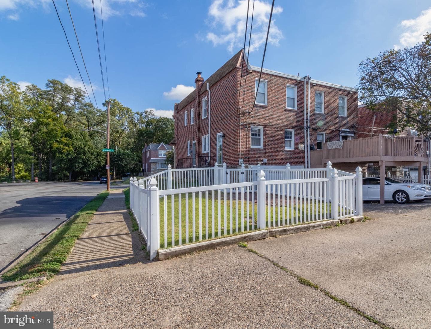 1200 Stanwood Street photo 3