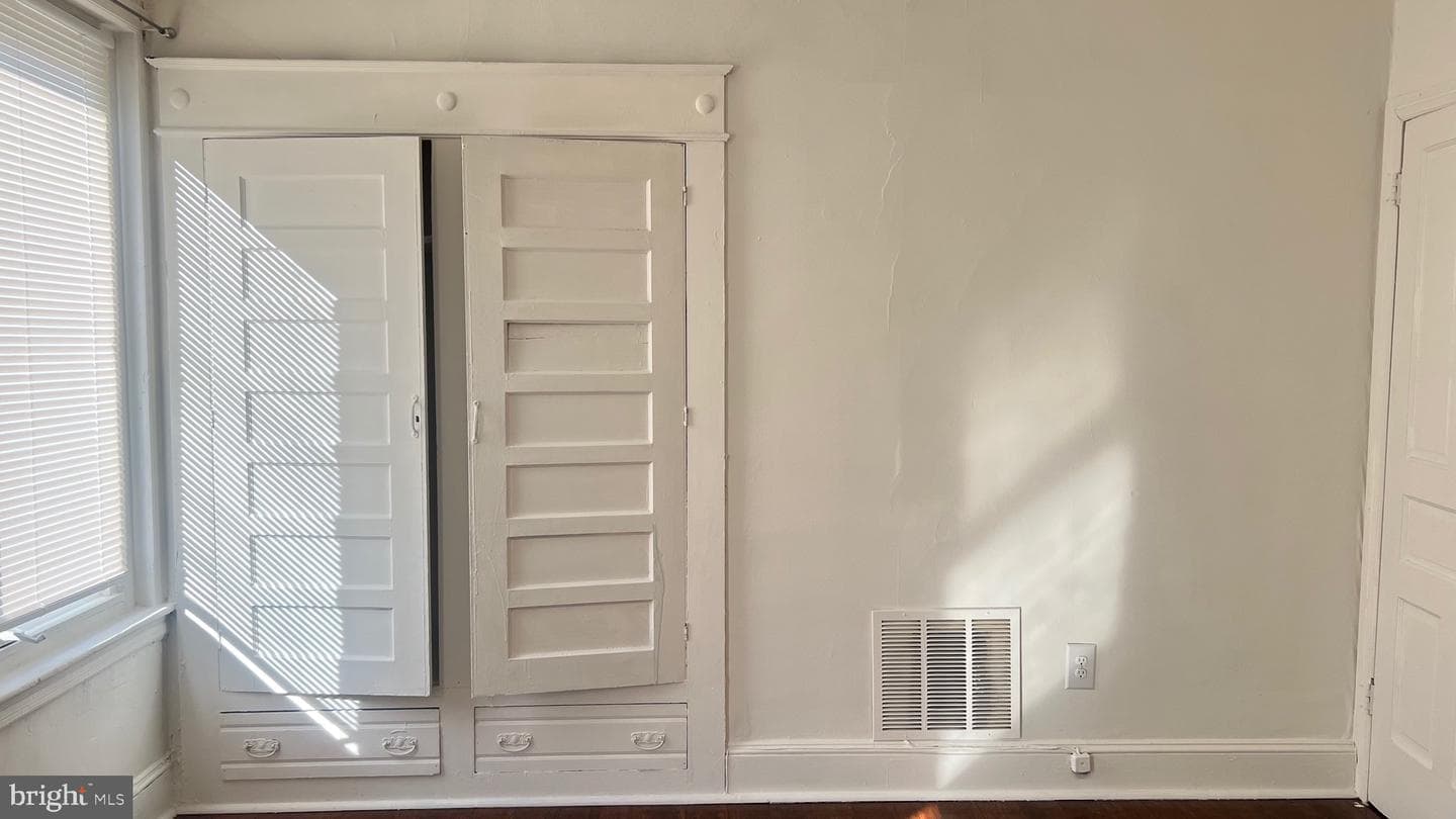 2667 N Napa Street photo 6