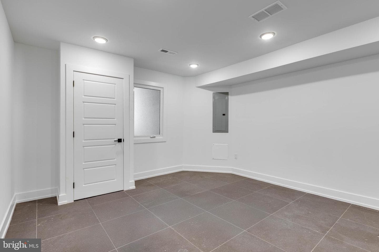 2139 Bainbridge Street photo 16