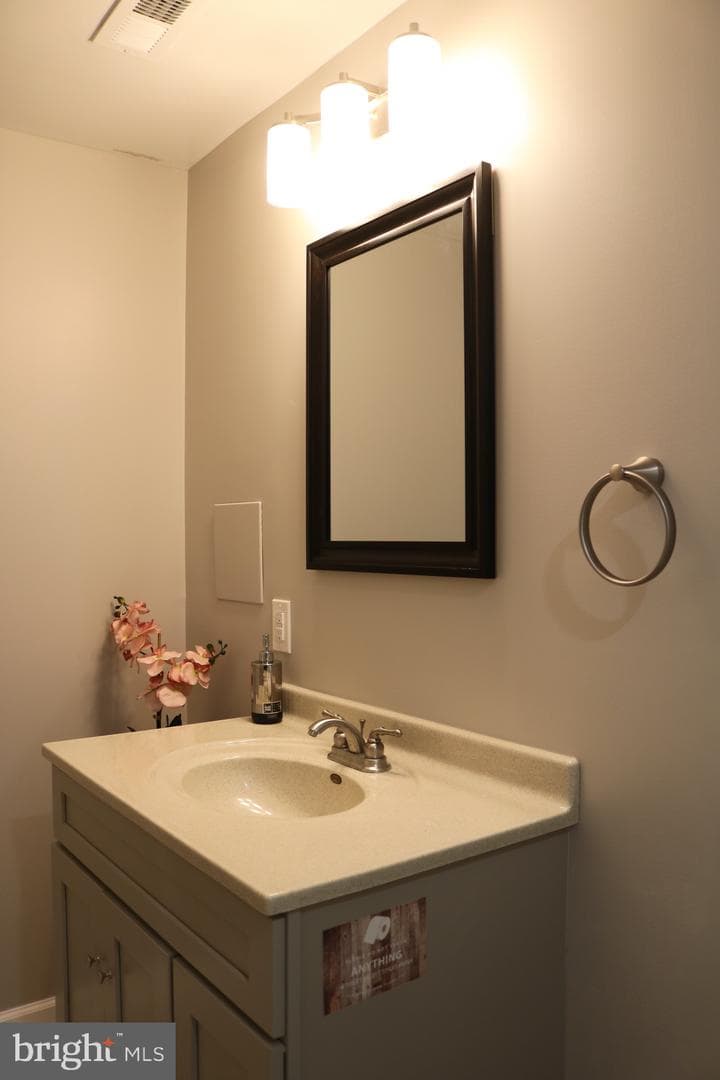 1950 N 19th Street photo 18