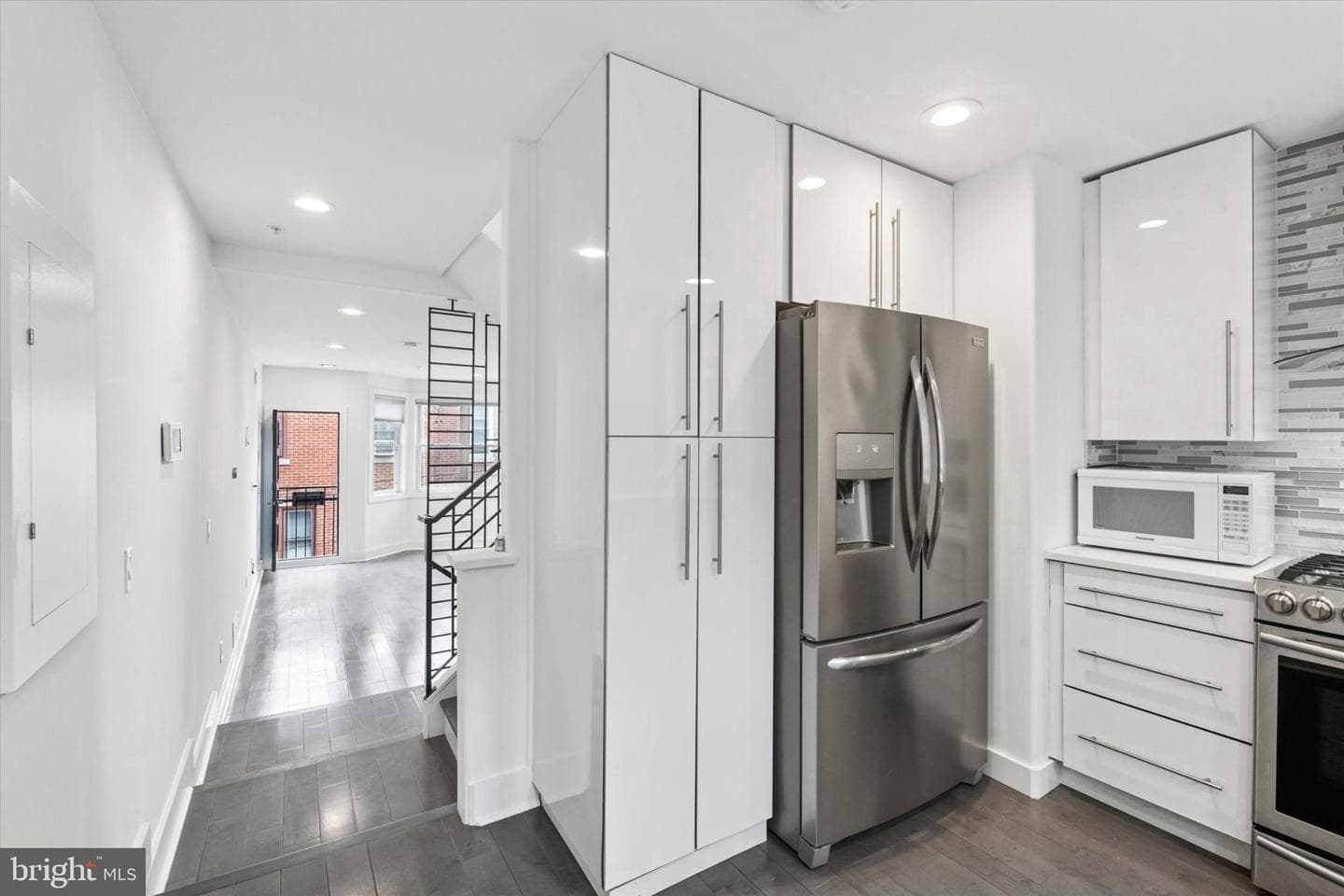 774 S Hicks Street photo 14