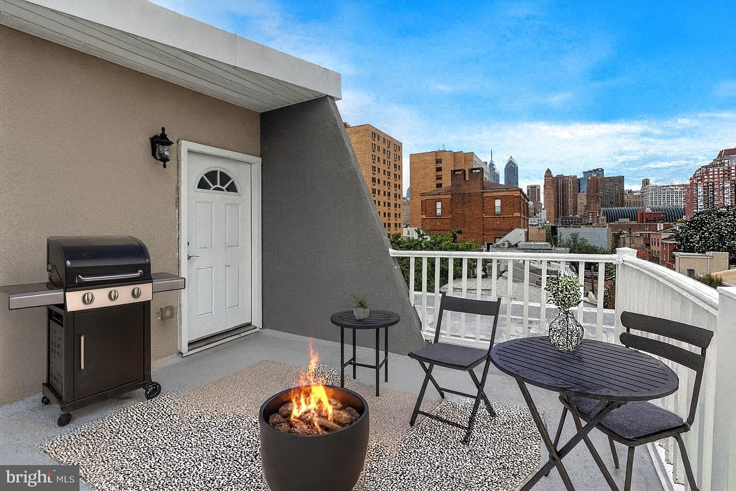 774 S Hicks Street photo 32