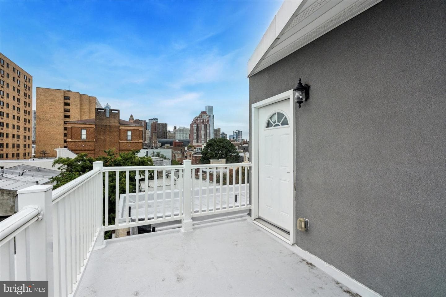 774 S Hicks Street photo 33