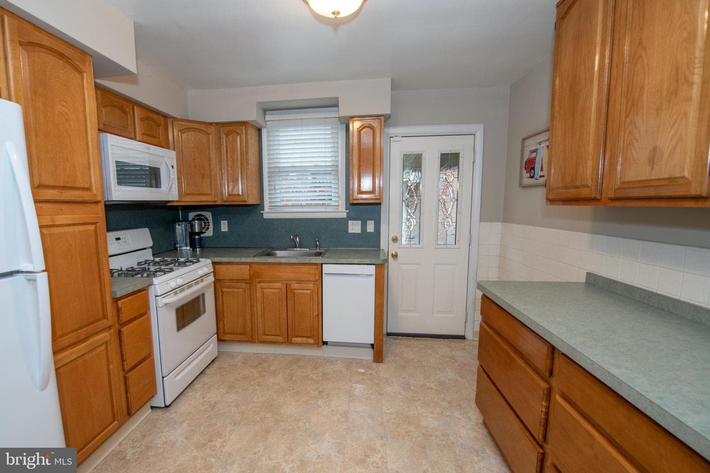 1409 Faunce Street photo 15