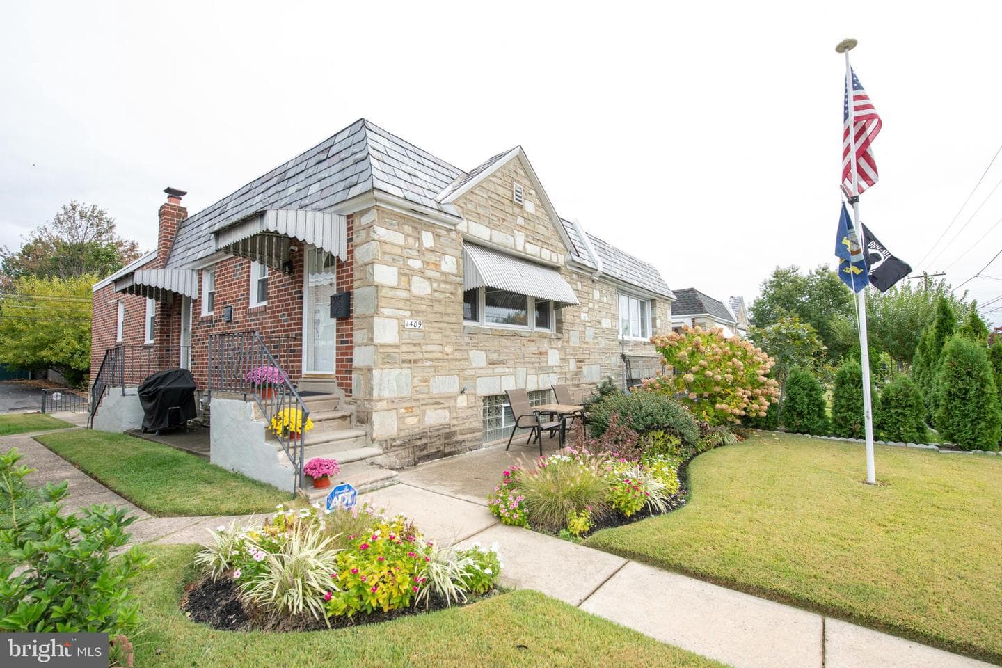 1409 Faunce Street photo 2
