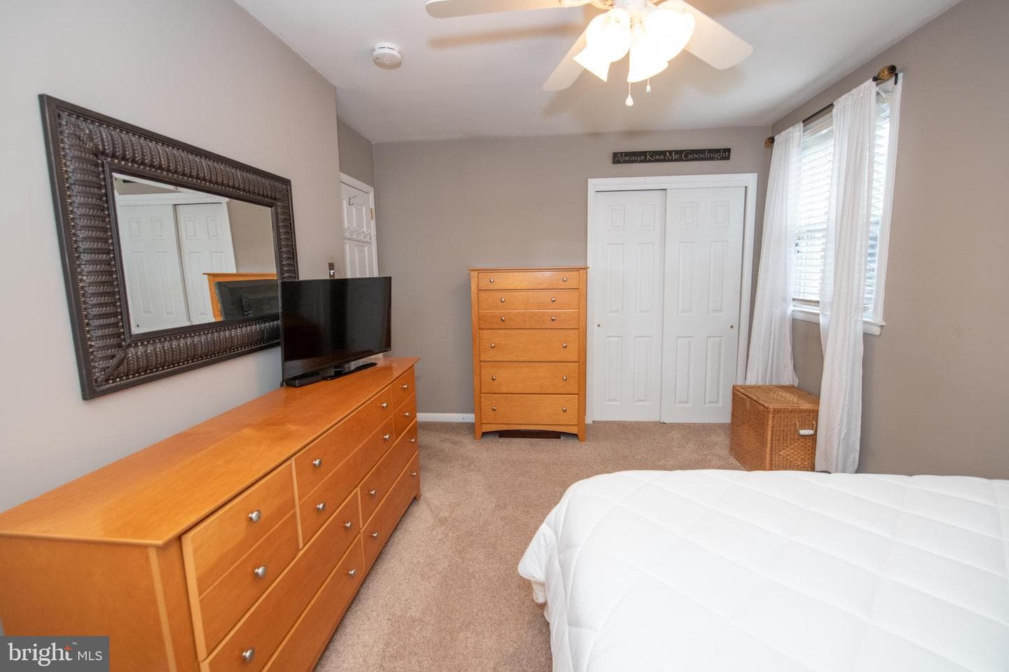 1409 Faunce Street photo 25