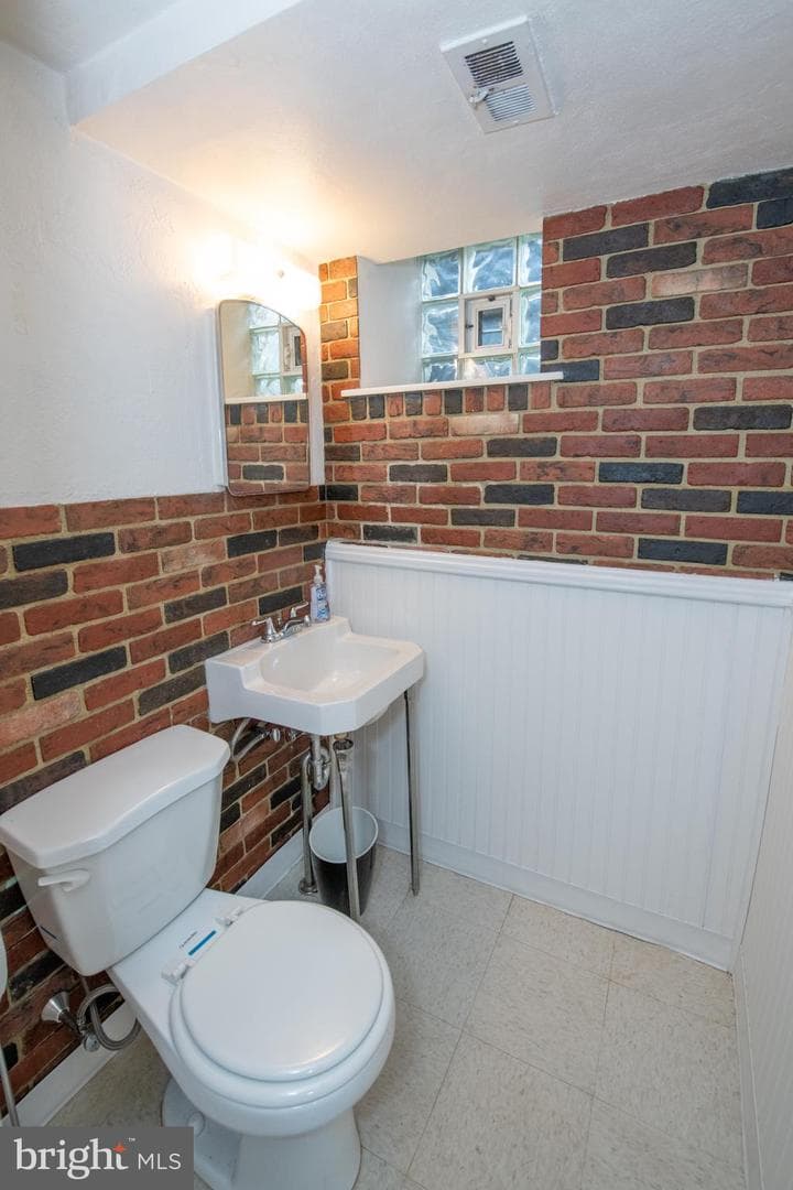 1409 Faunce Street photo 33