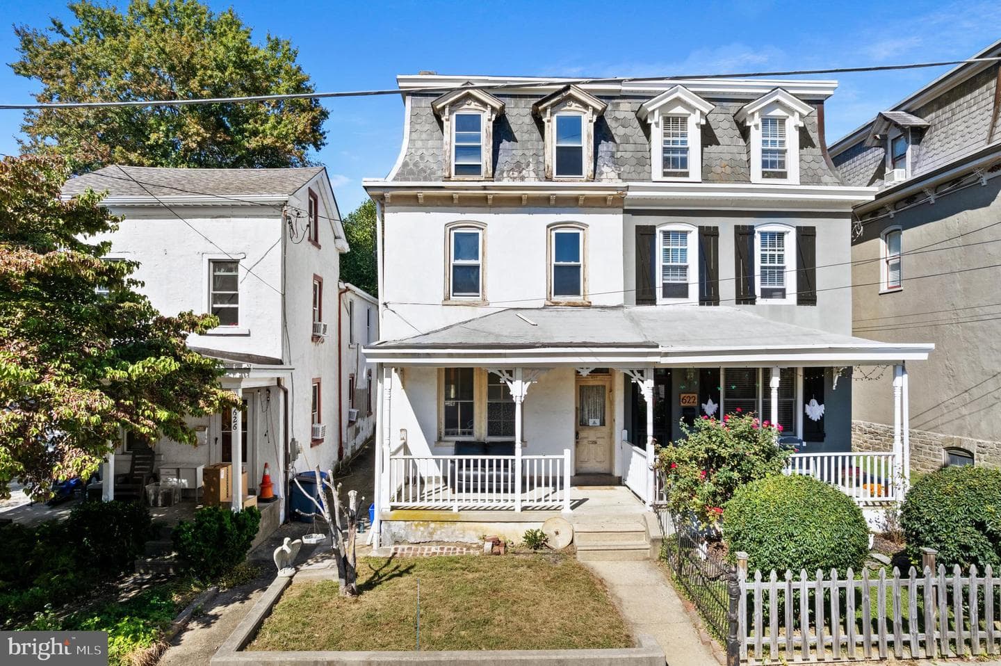 624 W Johnson Street photo 2