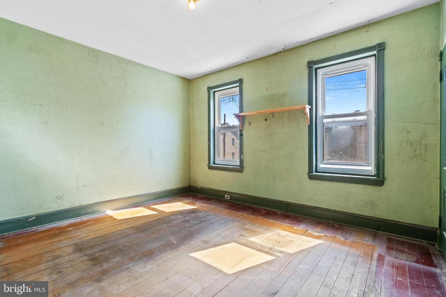 624 W Johnson Street photo 25