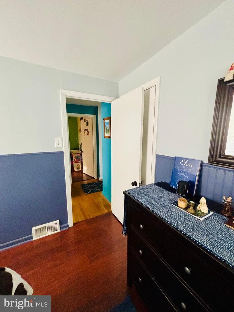 8012 Lawndale Avenue photo 23