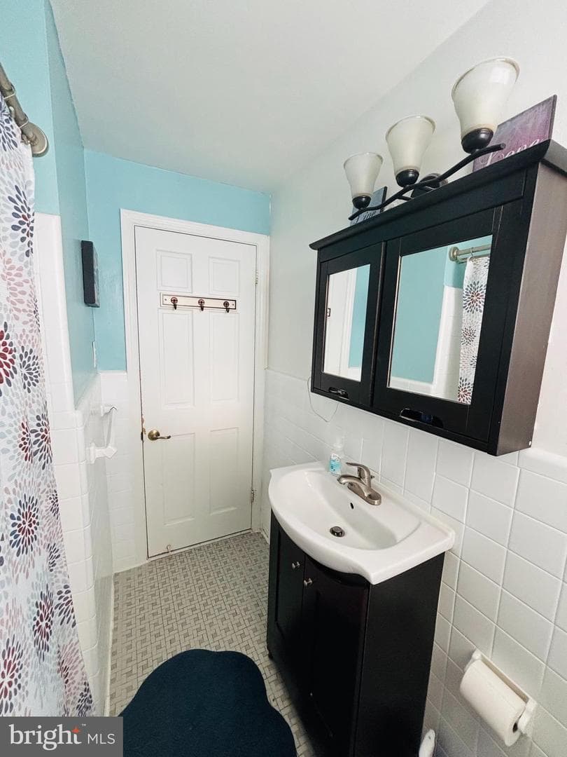 8012 Lawndale Avenue photo 26