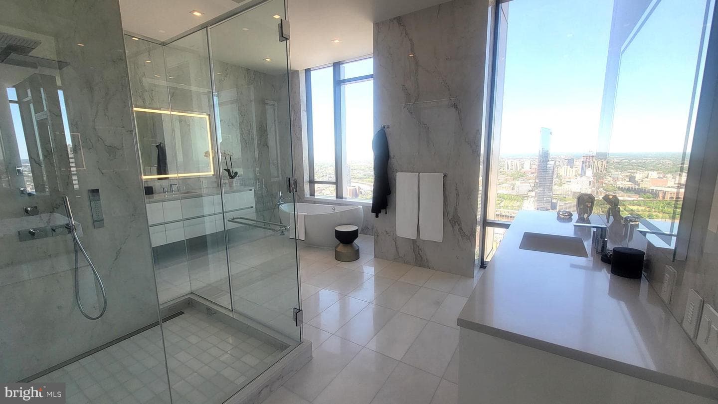 1911 Walnut Street #unit 4102 photo 6