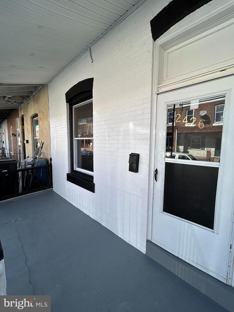 2426 S Millick Street photo 3