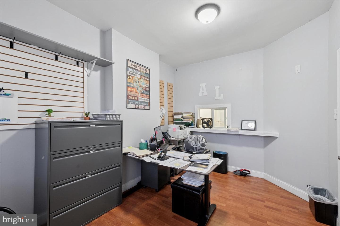 145 E Lehigh Avenue photo 4