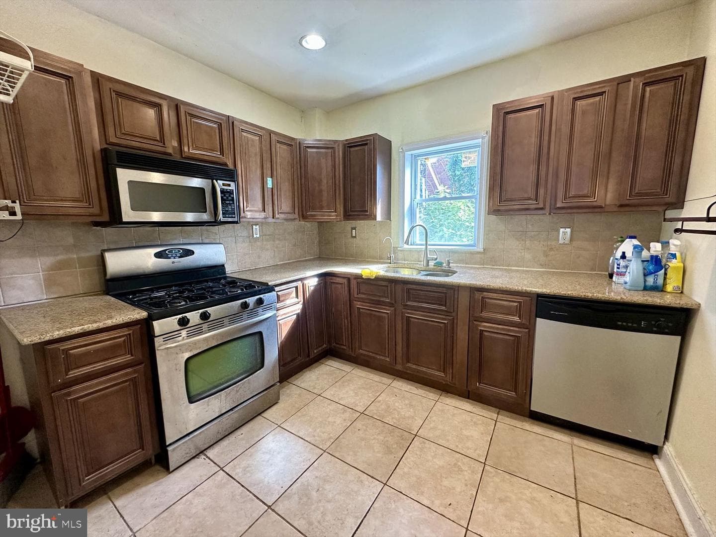 3918 Brandywine Street photo 2