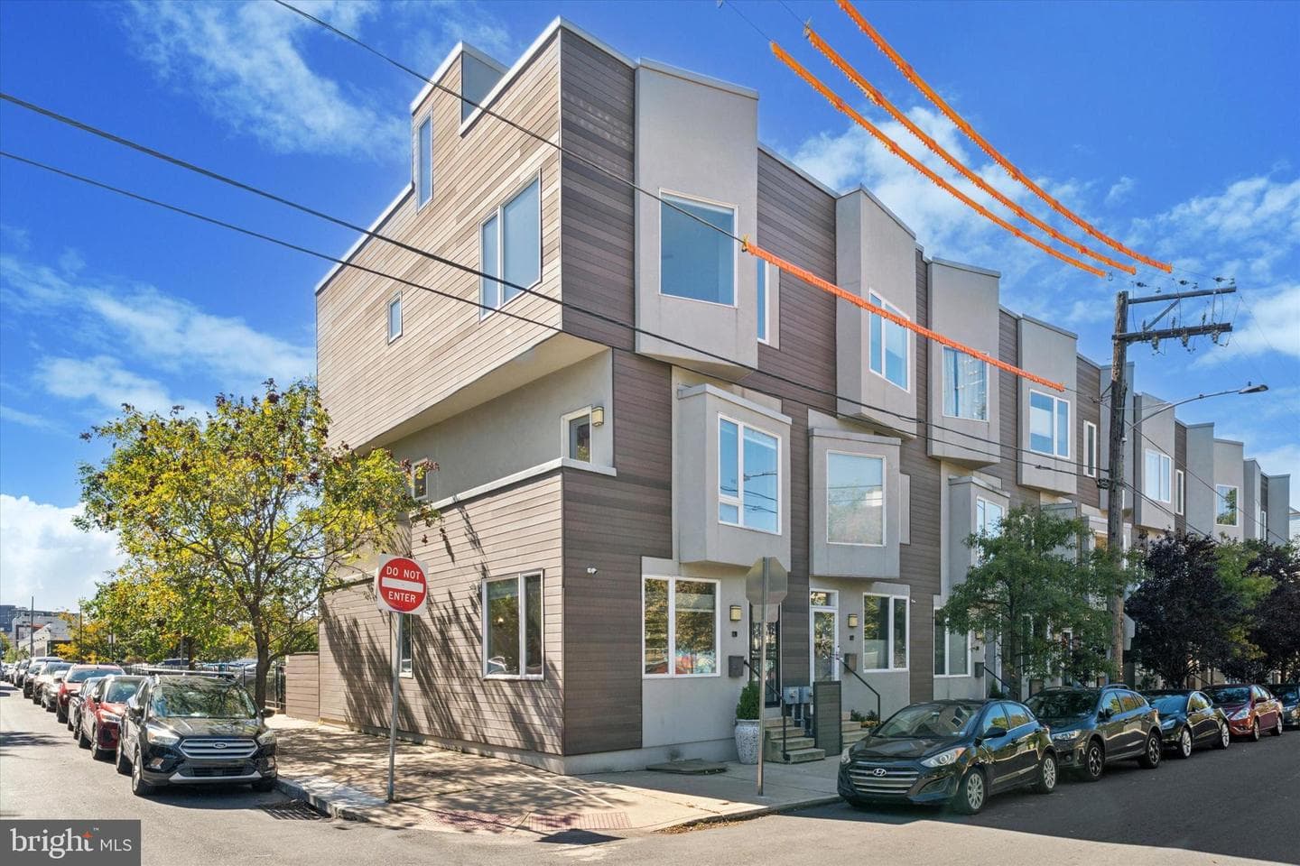 120 W Oxford Street photo 1