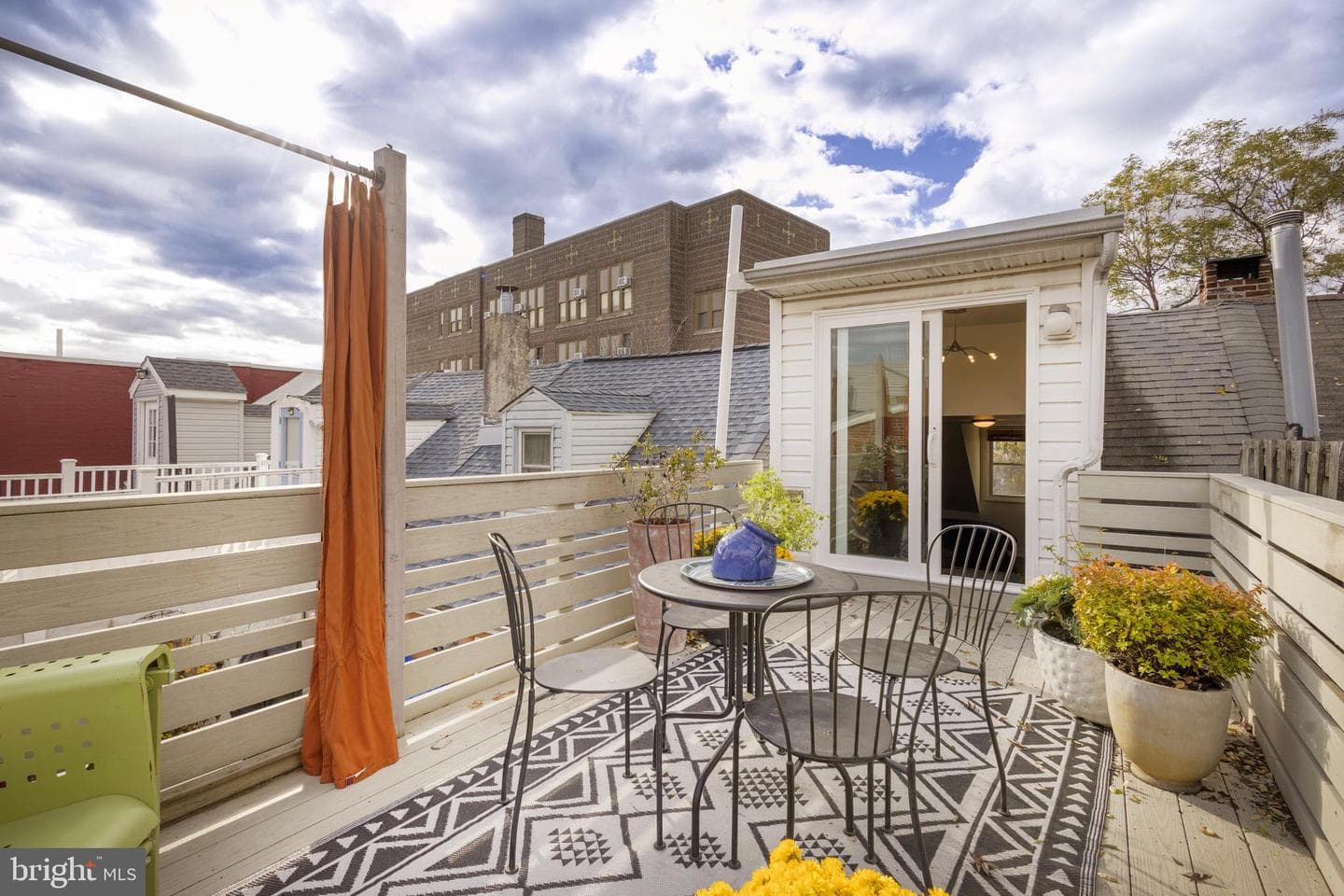 929 S 6th Street photo 24